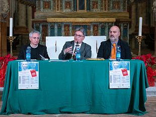 il-prof-girgenti-incanta-castelvetrano-alla-galleria-letteraria-2025-promossa-dalla-dante