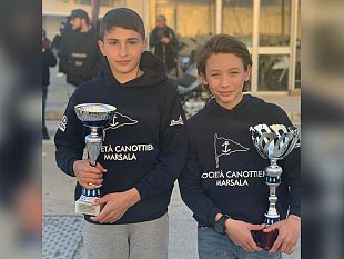 societa-canottieri-marsala-michele-adorni-e-alberto-incarbona-sul-podio-della-seconda-tappa-del-campionato-zonale-optimist