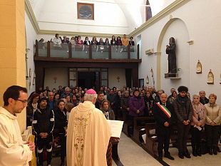 femminicidio-di-nubia-la-parrocchia-ricorda-anna-manuguerra-con-una-fiaccolata-e-la-messa