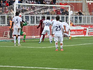 il-trapani-torna-a-respirare-2-1-allex-di-gaetano