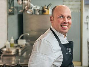 erice-gli-studenti-dellistituto-alberghiero-incontrano-lo-chef-stellato-costa