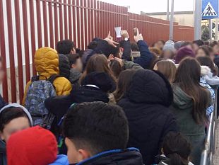 plesso-dellistituto-g-grassa-al-gelo-molti-studenti-non-entrati-a-scuola-silenzio-dalle-autorita