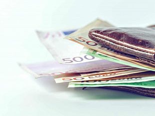 mazara-ritrova-il-portafogli-e-lo-consegna-al-proprietario