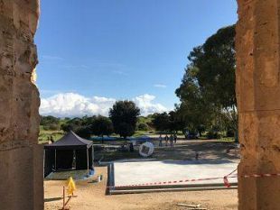 in-un-parco-archeologico-di-selinunte-blindato-si-gira-lo-spot-della-gucci