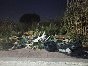 erice-gli-incivili-colpiscono-ancora-larea-alle-spalle-delluniversita