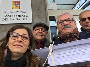 orgoglio-castelvetranese-consegna-allassessorato-alla-salute-la-petizione-per-salvare-lospedale-ed-incassa-il-sostegno-di-altri-due-comuni