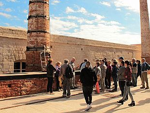 crocieristi-a-favignana-riprendono-le-tappe-della-costa-sull-isola