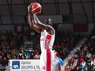 trapani-shark-ufficiale-larrivo-di-gabe-brown