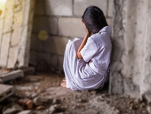 atti-sessuali-con-la-nipotina-arrestato-nonno-68enne