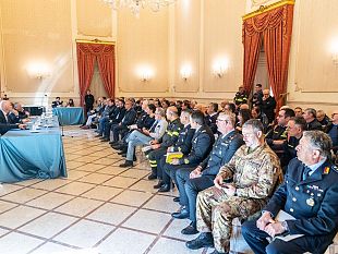 trapani/prefettura-istituzioni-comunali-e-componenti-tecniche-a-confronto-sul-tema-dellantincendio-boschivo-e-dinterfaccia