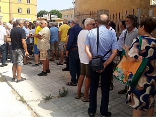 inquinamento-a-trapani-raccolta-firme-in-via-nicolo-riccio-per-diffidare-il-comune
