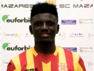 mazara-bagnino-ivoriano-ferma-un-ladro-in-spiaggia-in-un-lido-di-tonnarella