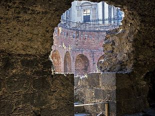 venerdi-13-ottobre-all-anfiteatro-romano-di-catania-l-isola-digitale