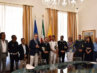 giuseppe-dalessandro-e-il-nuovo-comandante-della-polizia-municipale-di-marsala