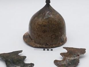 eccezionale-scoperta-alle-egadi-nei-fondali-recuperati-diversi-reperti-fra-i-quali-un-elmo-montefortino