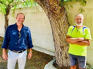 tappa-a-mazara-per-lalpino-elio-brupamento-protagonista-dei-giro-a-piedi-ditalia-e-stato-accolto-dal-vice-sindaco-billardello