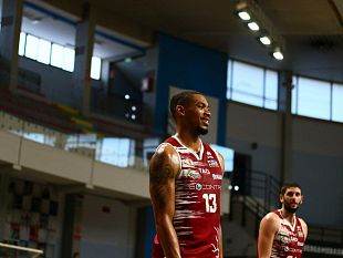 una-pallacanestro-trapani-chirurgica-batte-bergamo-81-75