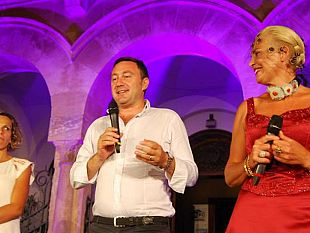 isole-egadi-grande-successo-per-la-sfilata-su-donna-franca