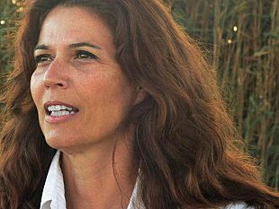 lunedi-la-land-art-di-angela-trapani-nelle-saline-di-marsala