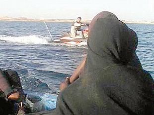 presunti-scafisti-fermati-dalla-polizia-accusati-di-immigrazione-clandestina