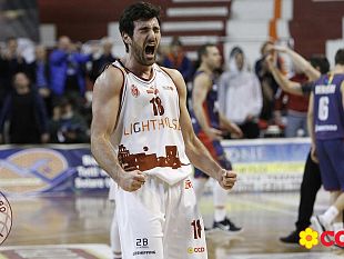 pallacanestro-trapani-rinnovo-per-marco-mollura