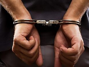 immigrazione-clandestina-altro-scafista-arrestato-dalla-polizia