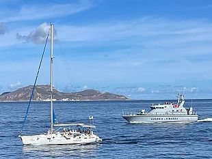 sara-intitolata-al-giudice-giangiacomo-ciaccio-montalto-la-barca-a-vela-affidata-alla-lni-sezione-di-trapani