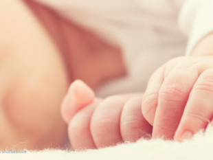 vacanza-finisce-in-tragedia-a-marsala-bimba-di-20-mesi-si-sente-male-e-muore