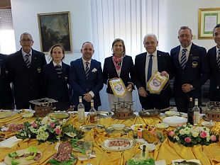 l-amiratrapani-marsala-organizza-un-conviviale-per-la-polizia-di-stato