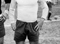 la-storia-del-mazara-calcio-passo-per-i-piedi-di-pino-bruno-1933-2011