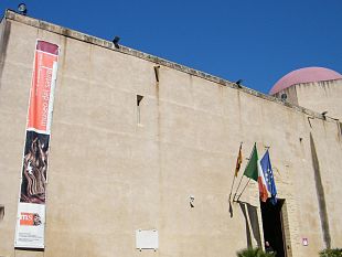 mazara-il-museo-del-satiro-danzante-in-un-servizio-de-le-iene-troppi-custodi-18-e-pochi-servizi