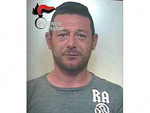 alcamo-tenta-di-incendiare-auto-del-cognato-arrestato