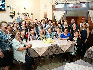 mazara-gli-anziani-dai-banchi-di-scuola-al-lido