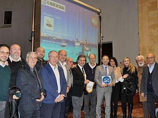 il-club-rotary-mazara-sostiene-il-progetto-talete-il-mare-in-tasca-per-la-lotta-contro-le-plastiche-in-mare
