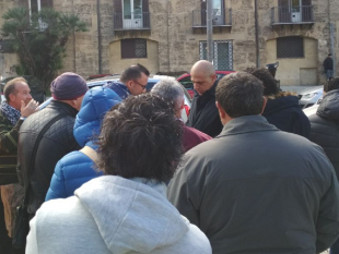 forestali-in-piazza-a-palermo-basta-prese-in-giro