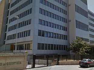 trapani/lavori-al-palazzo-di-giustizia-provvedimenti-restrittivi-per-due-persone