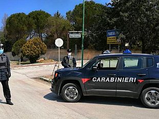 partanna-aggredisce-i-carabinieri-che-erano-intervenuti-per-sedare-una-lite-in-famiglia-arrestato