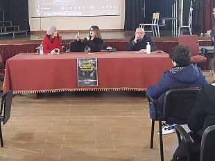 presentato-sulla-soglia-del-filo-spinato-di-bia-cusumano-e-fabio-gabrielli