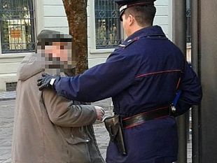 salemi/denunciate-8-persone-avrebbero-effettuato-prelievi-illeciti-da-una-carta