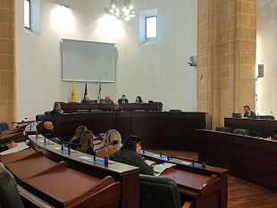 mazara-il-consiglio-comunale-approva-otto-debiti-fuori-bilancio-e-due-mozioni