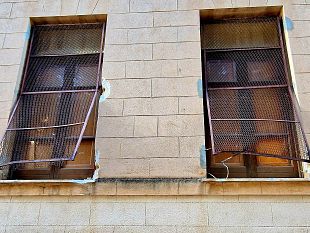 mazara-malviventi-assaltano-la-scuola-borsellino-ajello