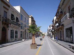 le-nuove-schiavitu-sfruttati-precari-senza-lavoro-ma-a-mazara-qualcuno-dice-basta