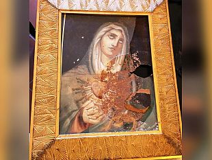 mazara-ritrovato-il-quadro-della-madonna-rubato-dalledicola-votiva-di-via-valeria
