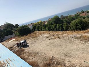 sgomberata-larea-di-villa-quartana-dagli-abusivi-che-vi-abitavano