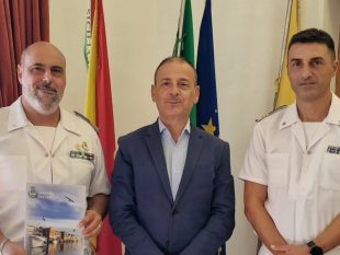 mazara-il-sindaco-quinci-accoglie-a-palazzo-di-citta-i-comandanti-della-cp-giardina-e-luciani