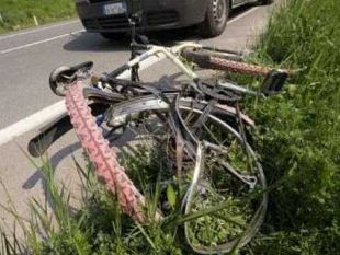 un-ciclista-rumeno-in-coma-a-seguito-incidente-sulla-sp25-mazara-castelvetrano