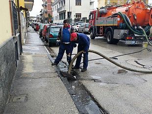 campobello-prevenzione-allagamenti-il-comune-avvia-lavori-di-pulizia-di-caditoie