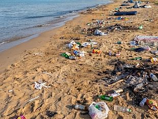 ferragosto-nel-trapanese-tra-ordinanze-calpestate-e-spiagge-ridotte-a-discariche-a-cielo-aperto