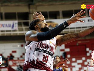 pallacanestro-trapani-il-derby-e-granata-battuta-orlandina-83-78