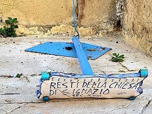 mazara-vandalizzato-il-cartello-indicante-i-resti-della-chiesa-di-santignazio